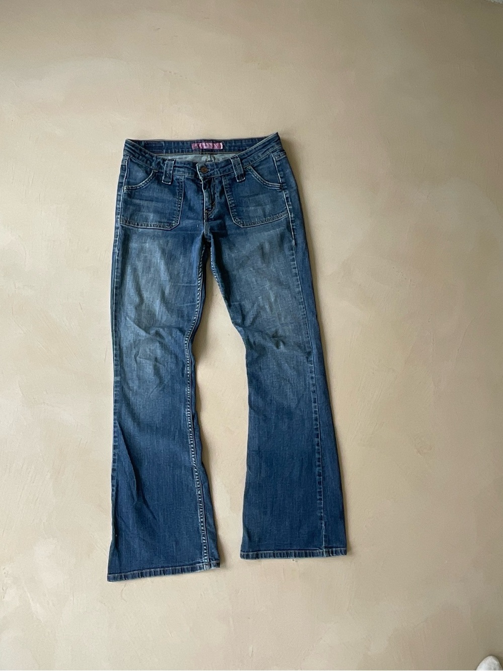 Vintage Levi’s lady style flare jeans